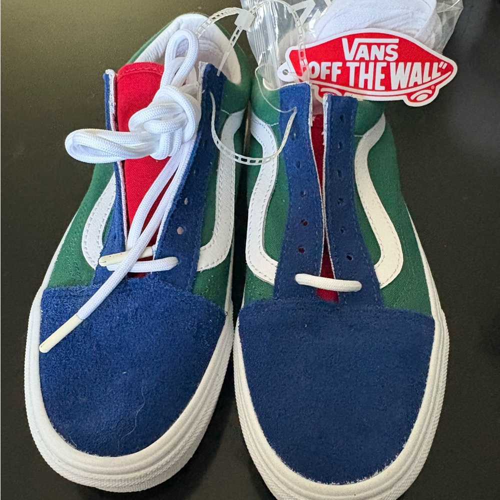 Vans Block Color Suede Yacht Sneakers with Blue/Green/Red/Yellow/White. Men’s 5